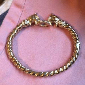 Stella & Dot Gold Clasp Bangle